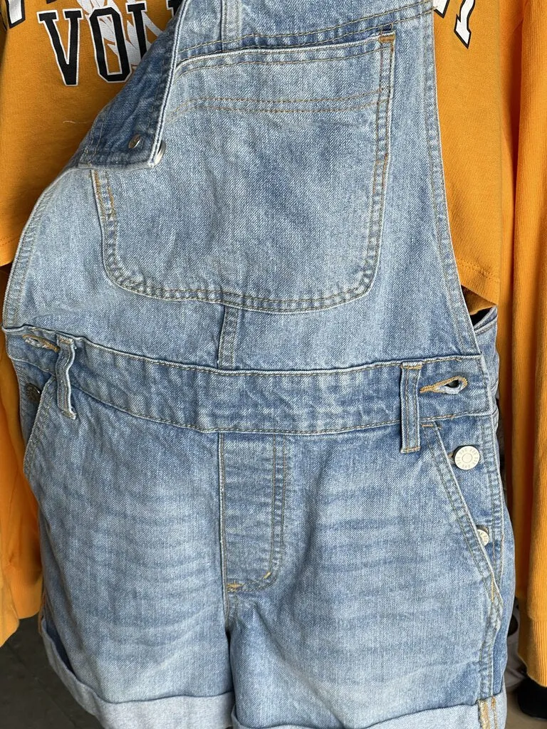 BDG Denim Shortalls/Overalls 26