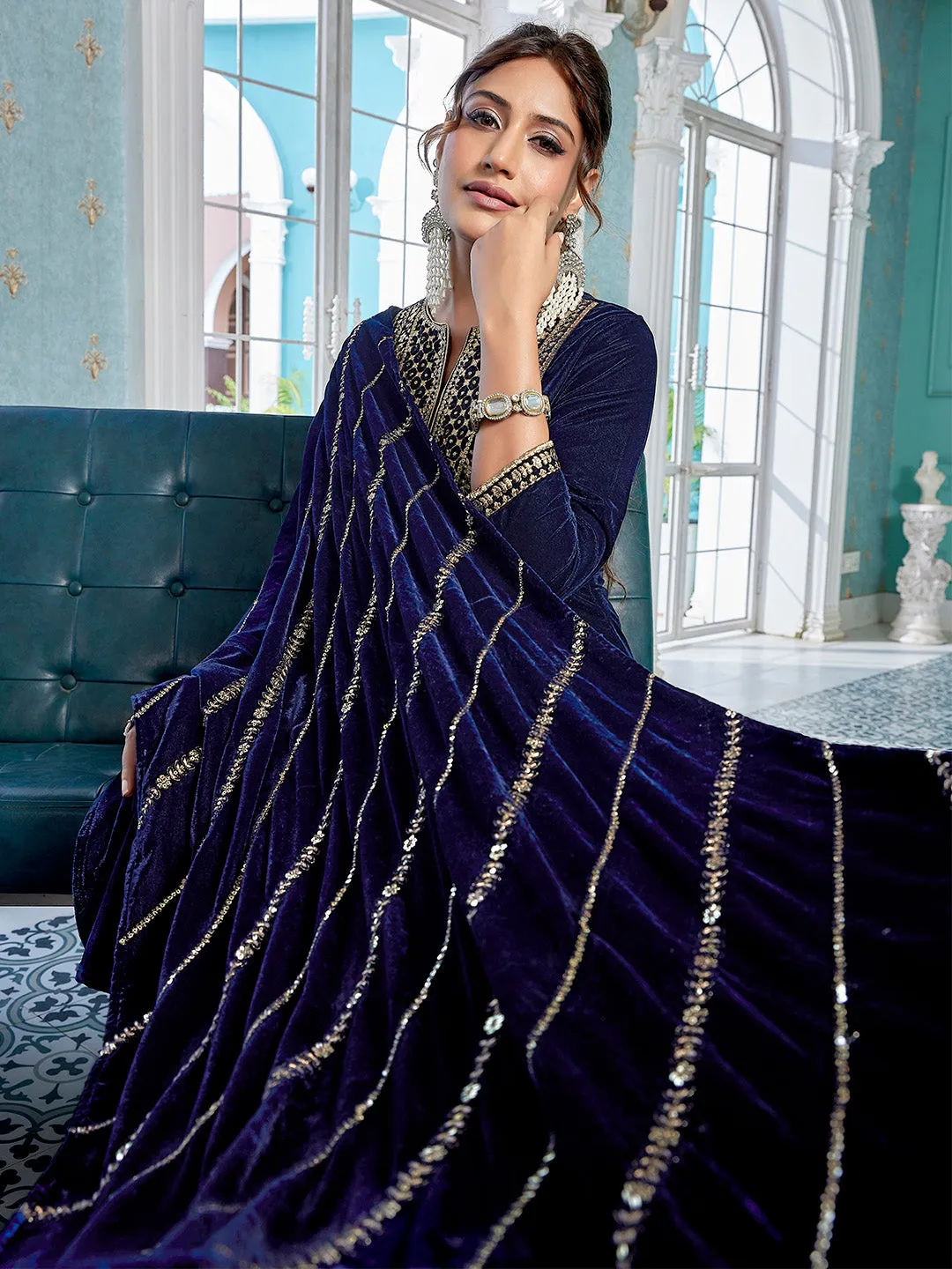 Navy Blue Velvet Zari Embroidered Straight Kurta Set