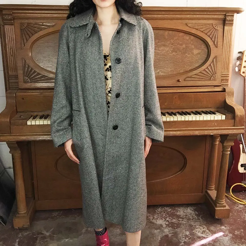 Vintage | Neiman Marcus 100% Cashmere Union Made Herringbone Coat | S