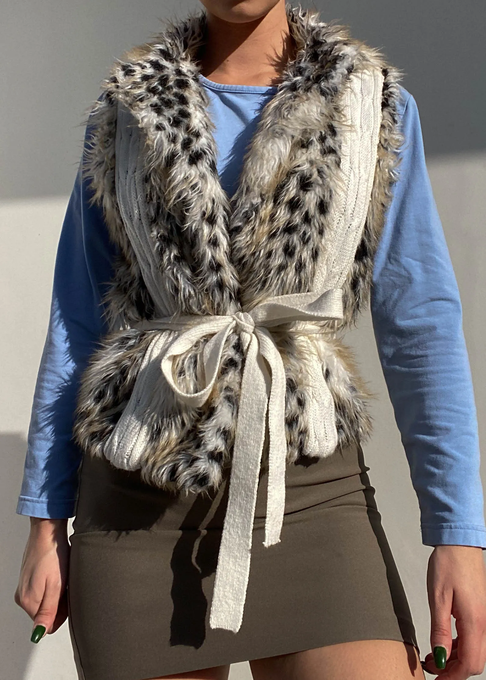 Y2k Faux Fur & Cream Knit Vest (S)